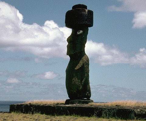 Moai con pukao